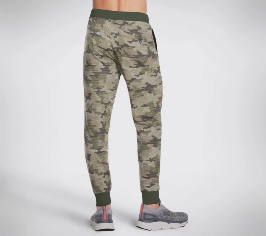 SKECHERS Men's Camouflage Jogger Pants - Boundless Comfort & Style