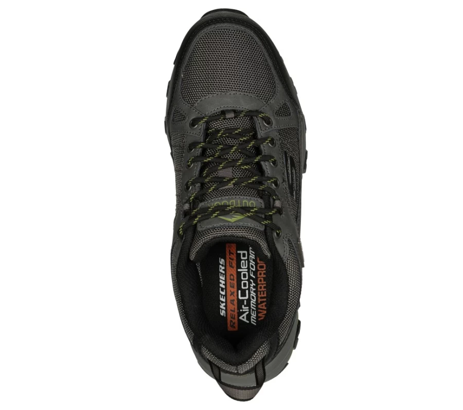 SKECHERS Men's Selmen - Cormack Relaxed Fit Sneakers in Charcoal