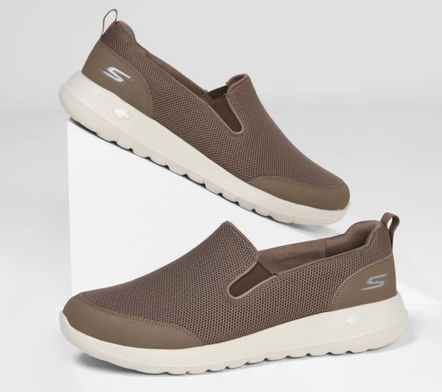 SKECHERS Men's Gowalk Max - Clinched Walking Shoes in Khaki | Lightweight Comfort Sneakers