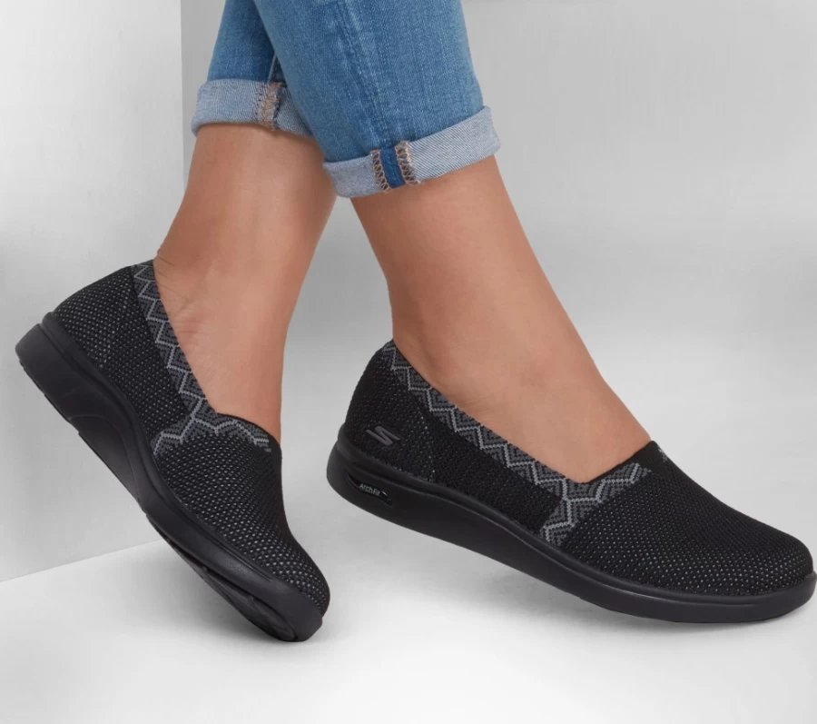 SKECHERS Women's Arch Fit Uplift - Vista Sneakers in Black & Gray for Comfort & Support