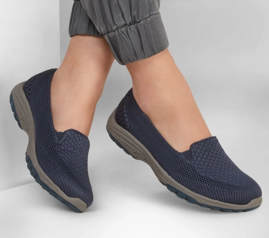 SKECHERS Women's Navy Reggae Fest 2.0 Sweet Poise Relaxed Fit Sneakers