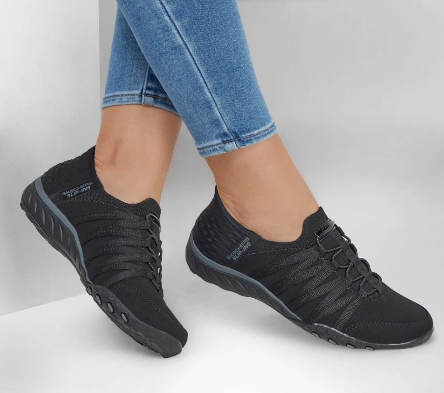 SKECHERS Women's Slip-On Sneakers in Black - Lightweight & Breathable Slip-Ins for Easy Wear