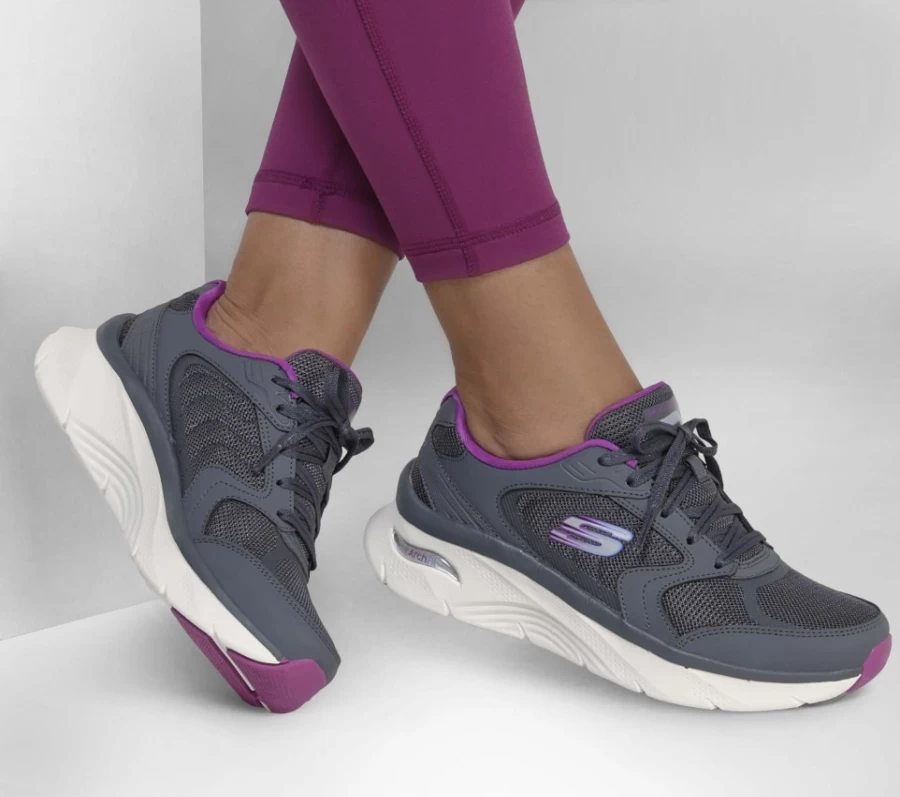 SKECHERS Women's Arch Fit D'Lux Relaxed Fit Sneakers in Charcoal & Purple