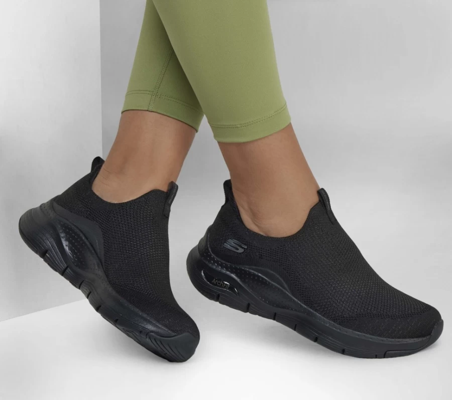 SKECHERS Women's Arch Fit Quick Stride Sneakers in Black - Lightweight Walking Shoes for Comfort & Support