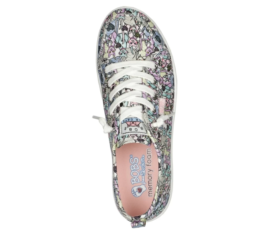 SKECHERS Women's White & Multi Knitting Hearts Bobs B Cute Sneakers
