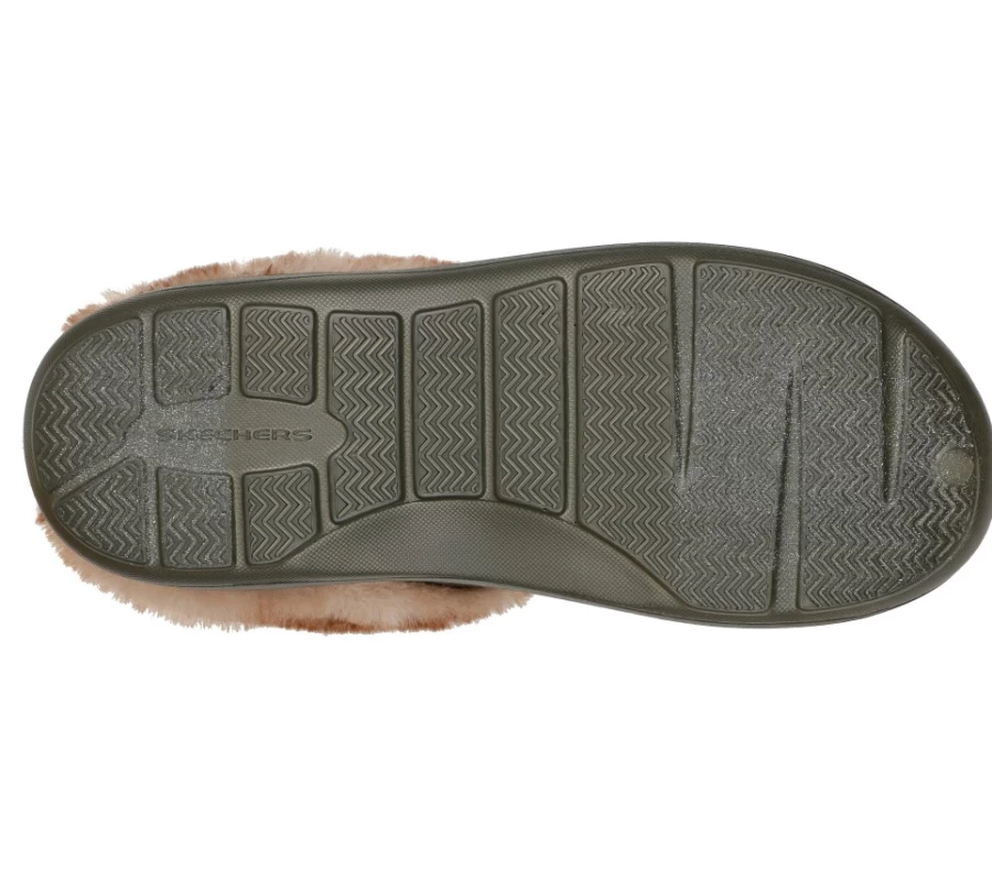 SKECHERS Women's Olive Foamies Cozy Camper Restful Comfortable Shoes