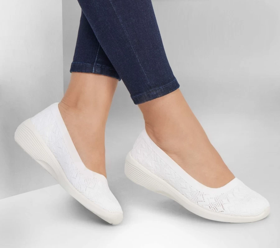 SKECHERS Women's Arya - White Sweet Sentiment Sneakers