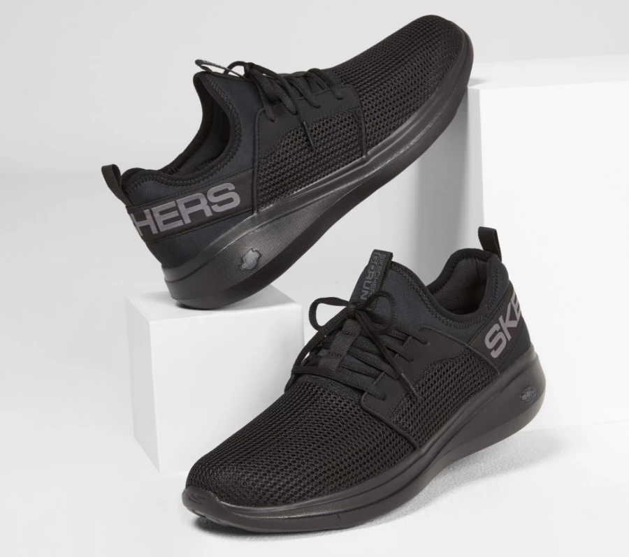 SKECHERS Men's Go Run Fast - Valor Running Shoes in Black