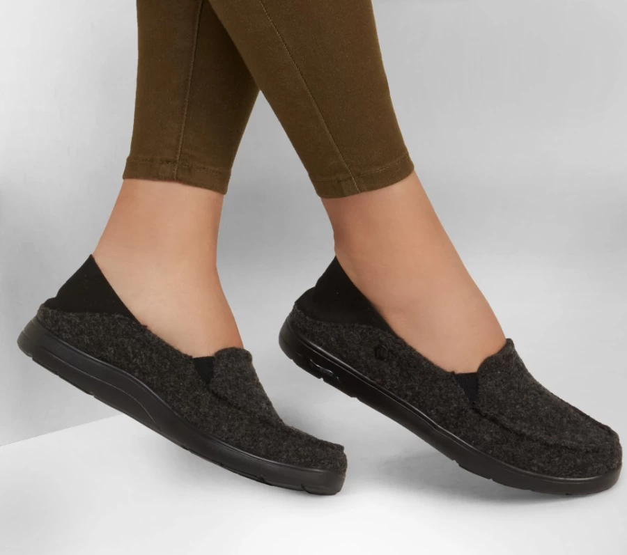 SKECHERS Women's Arch Fit Lounge Sneakers in Black & Gray - Comfortable Slip-On Walking Shoes for Women