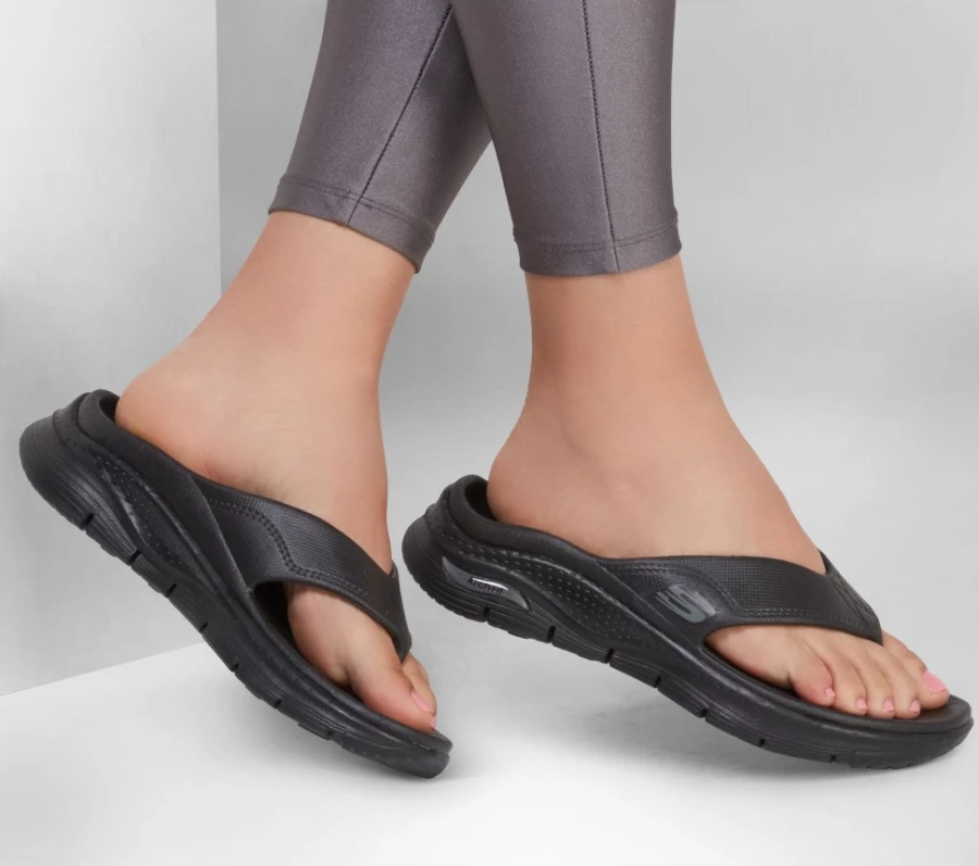 SKECHERS Women's Foamies Arch Fit Sneakers in Black - Comfortable Slip-On Walking Shoes