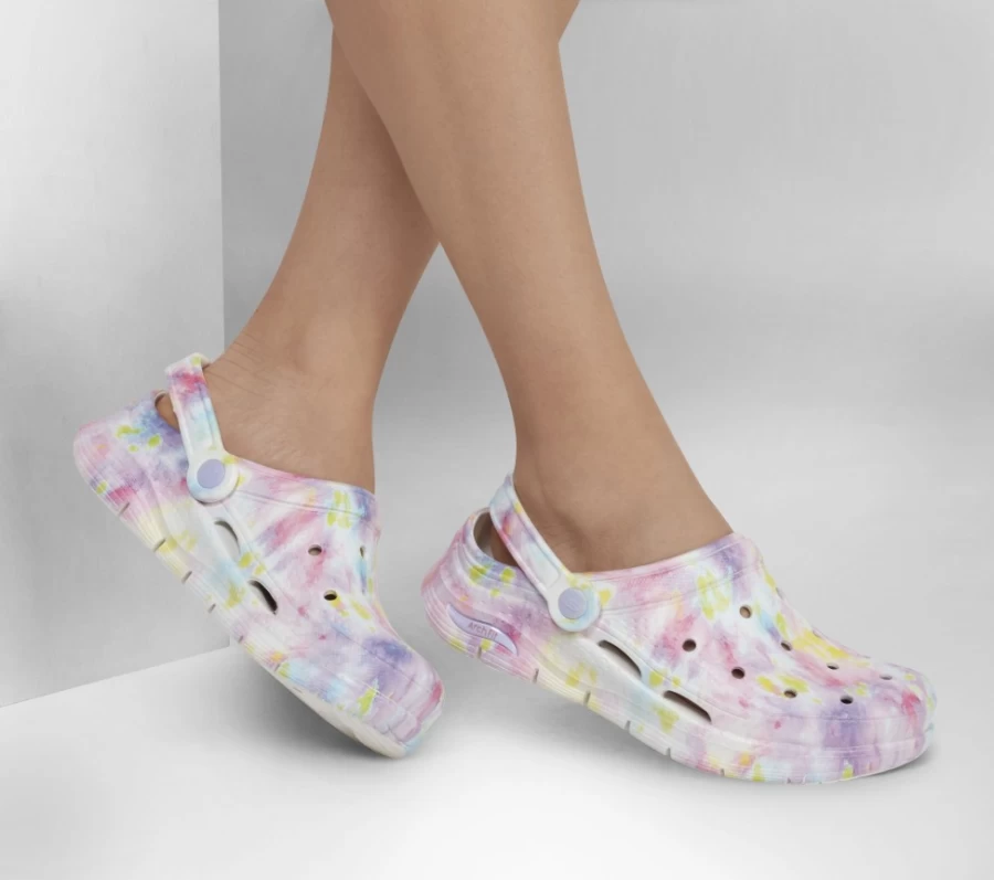 SKECHERS Women's Foamies Arch Fit Sneakers in Multi-Color Sunny Dreams Style