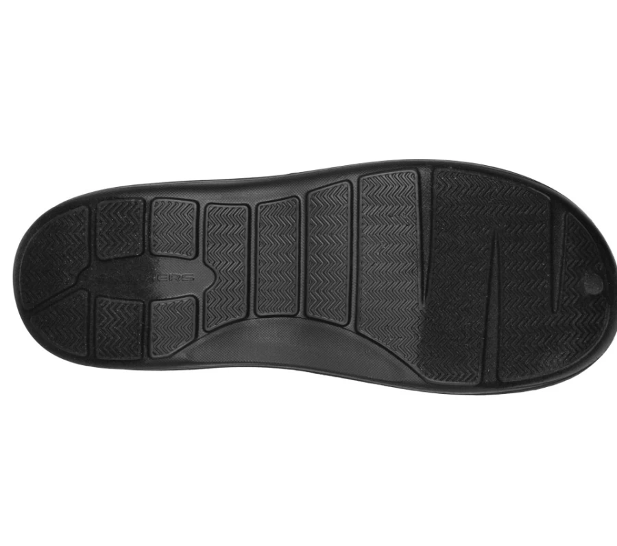 SKECHERS Men's Black Foamies Cozy Camper Lined Sneakers for Comfortable Adventures
