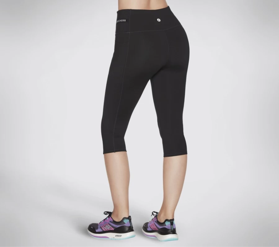 SKECHERS Women's Black Alpine Trail Capri Stretch Pants for Hiking & Outdoor Activities
