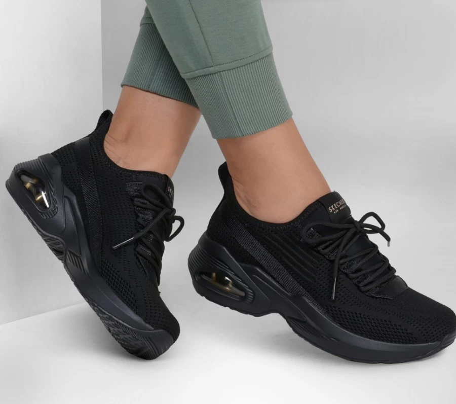 SKECHERS Women's Black Muno - Crazy4U Sneakers